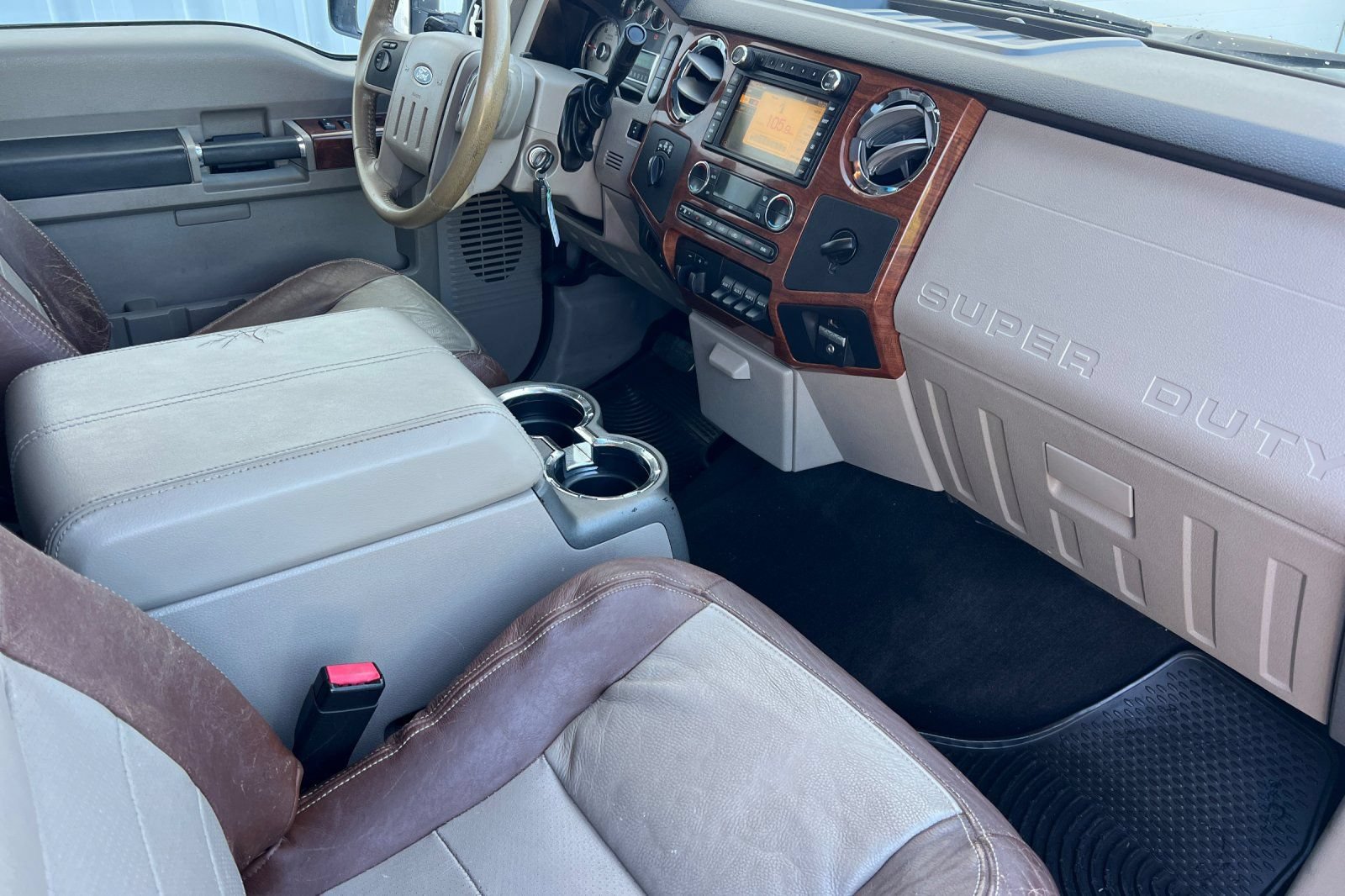 Used 2010 Ford F350 Cabela's AWD/4WD image 12