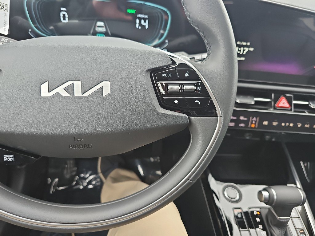 New 2026 Kia Sportage SX Prestige image 12