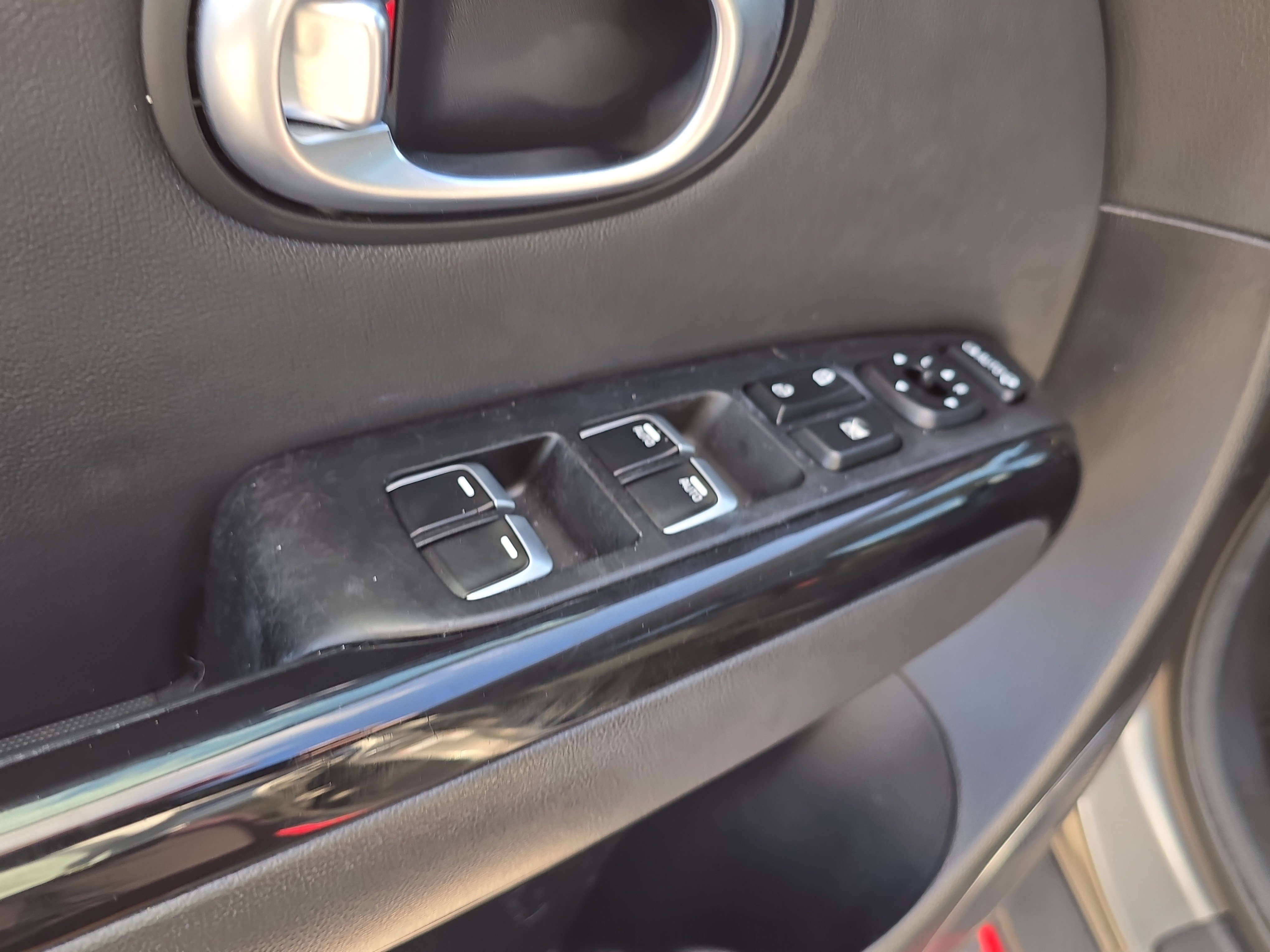 Certified 2018 Kia Soul ! w/ Tech Package FWD image 19
