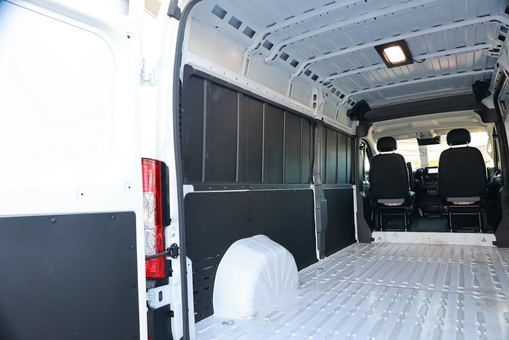 Used 2026 RAM ProMaster 2500 w/ Convenience Group FWD image 33