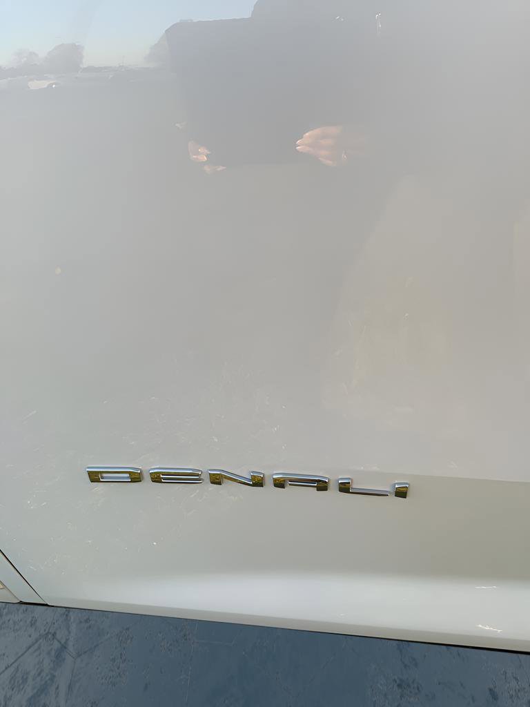 New 2026 GMC Acadia Denali w/ Super Cruise Package image 8