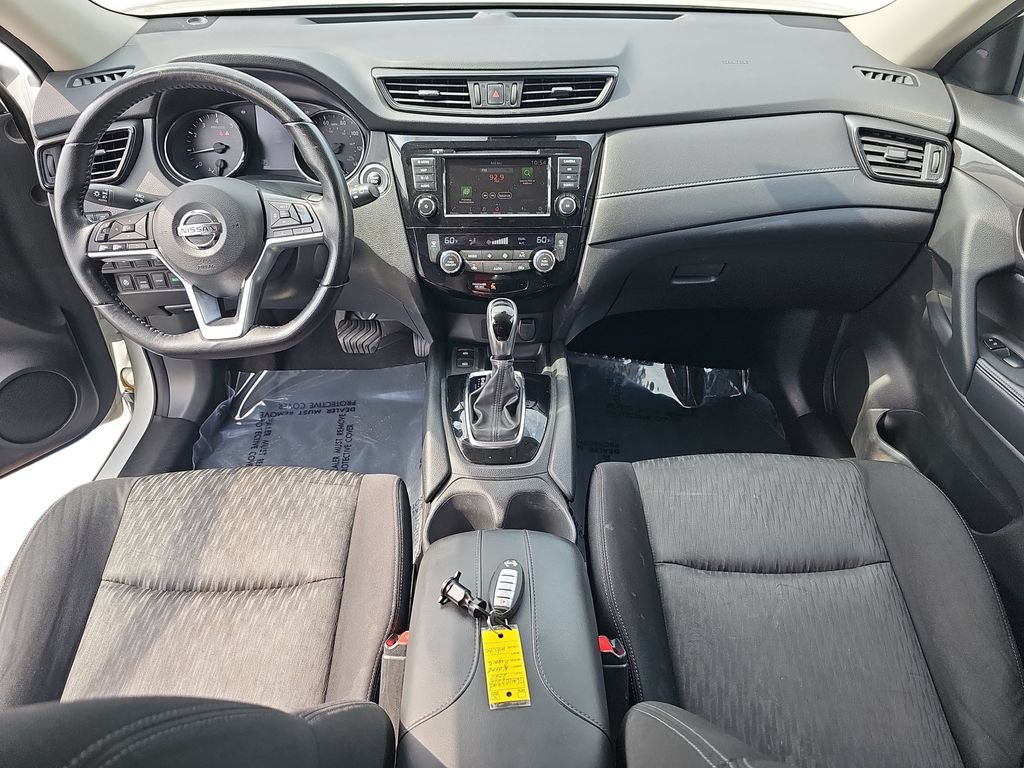 Used 2020 Nissan Rogue SV w/ Premium Package AWD/4WD image 13