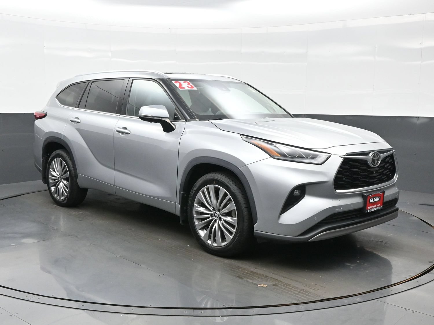 Used 2023 Toyota Highlander Platinum AWD/4WD image 8