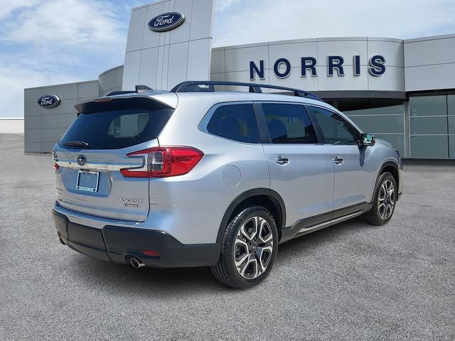 Used 2023 Subaru Ascent Touring AWD/4WD image 4