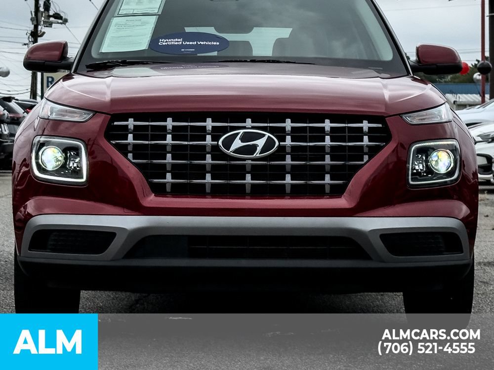 Certified 2025 Hyundai Venue Limited FWD image 6