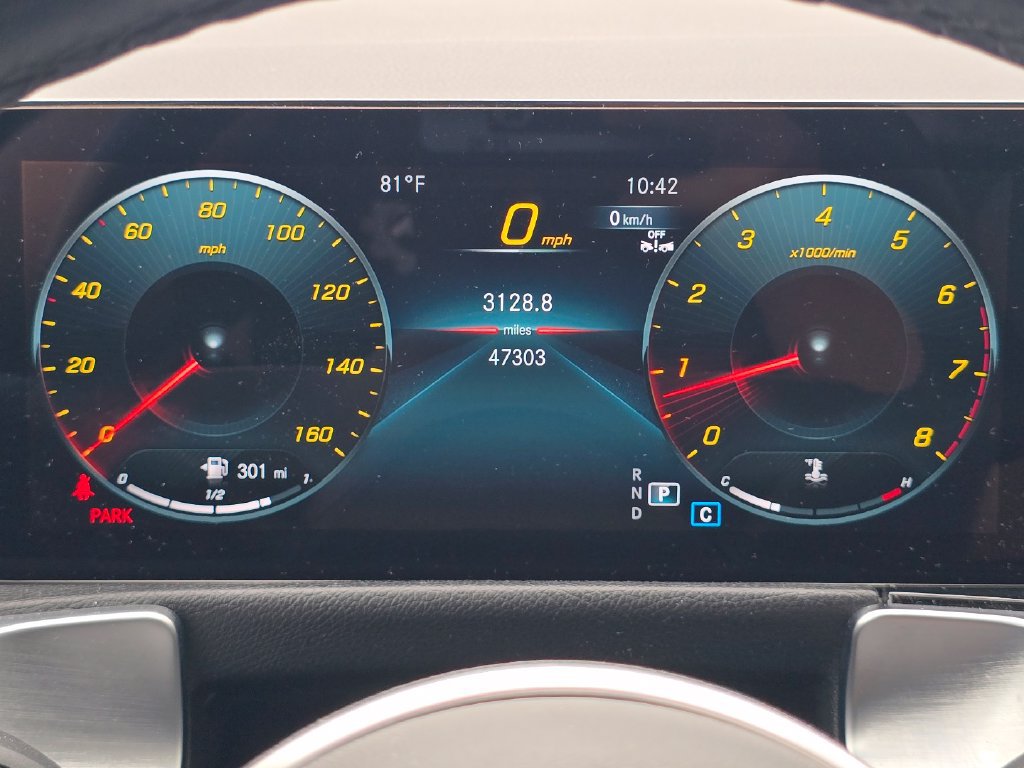 Used 2023 Mercedes-Benz GLB 250 4MATIC image 31