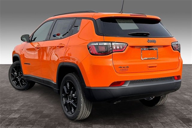 New 2026 Jeep Compass Latitude image 3