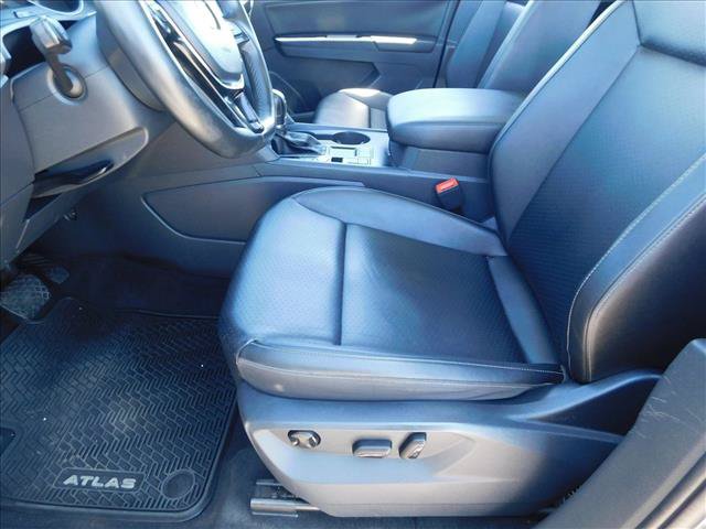 Used 2019 Volkswagen Atlas SE w/ Panoramic Sunroof Package FWD image 22