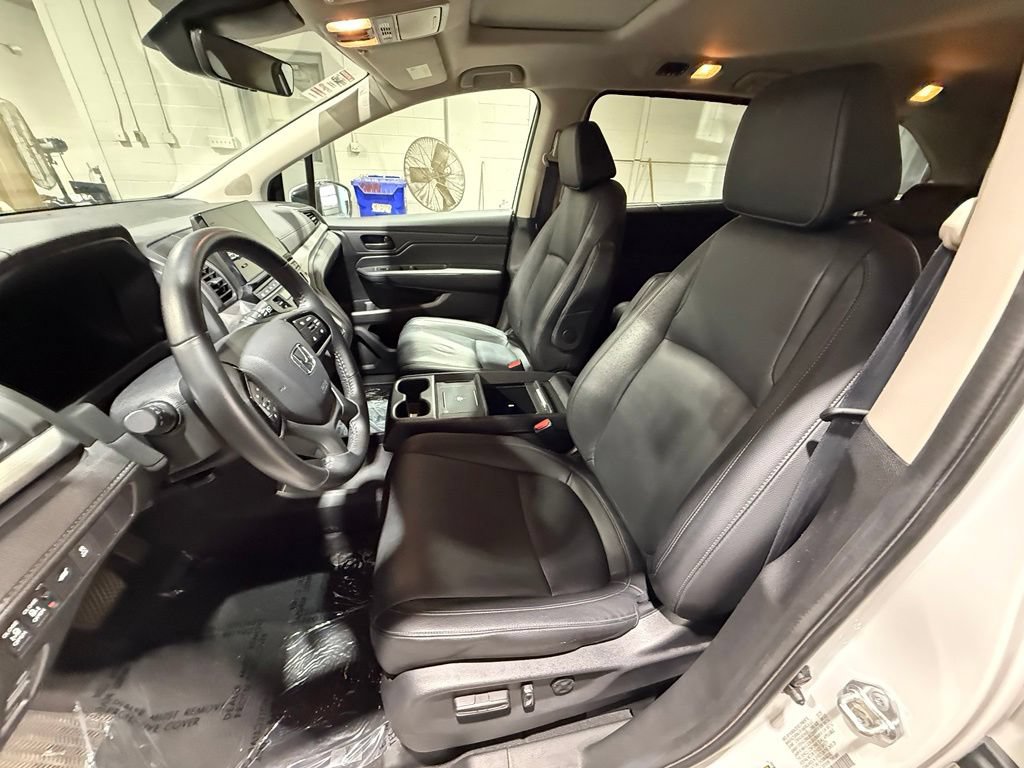 Used 2025 Honda Odyssey EX-L image 11