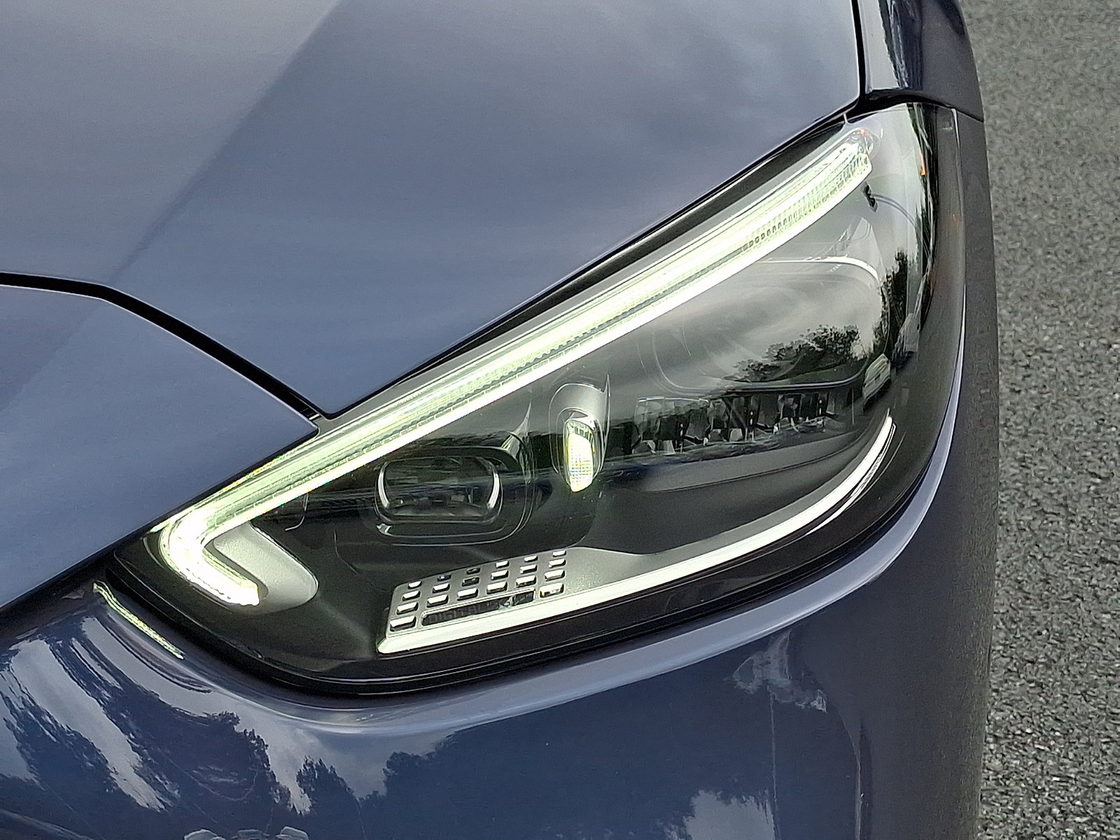 Certified 2026 Mercedes-Benz C 43 AMG 4MATIC Sedan image 9