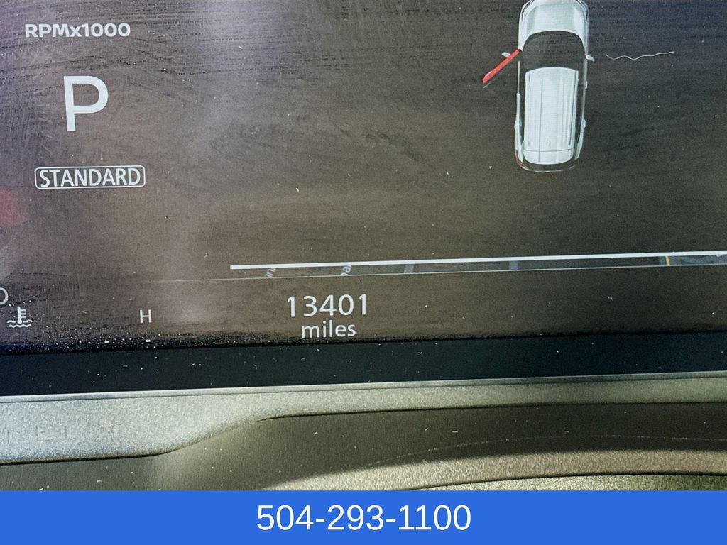 Used 2025 Nissan Rogue Platinum FWD image 14