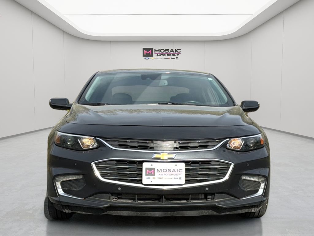 Used 2016 Chevrolet Malibu Premier w/ Driver Confidence Package II FWD image 2