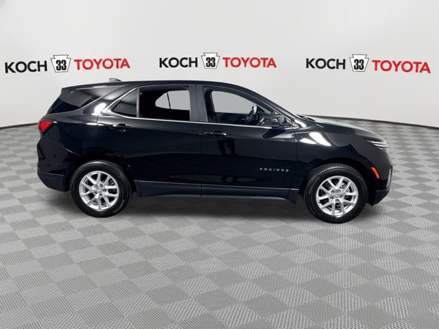 Used 2023 Chevrolet Equinox LT w/ Driver Convenience Package image 9