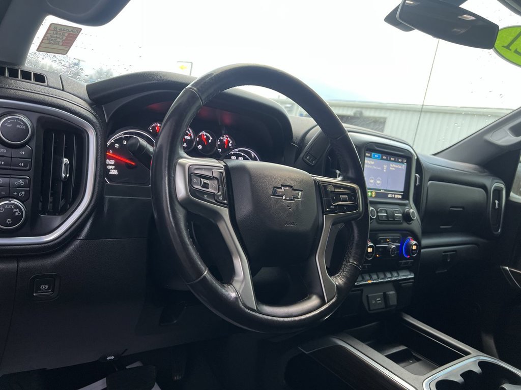 Used 2021 Chevrolet Silverado 1500 LT Trail Boss AWD/4WD image 10