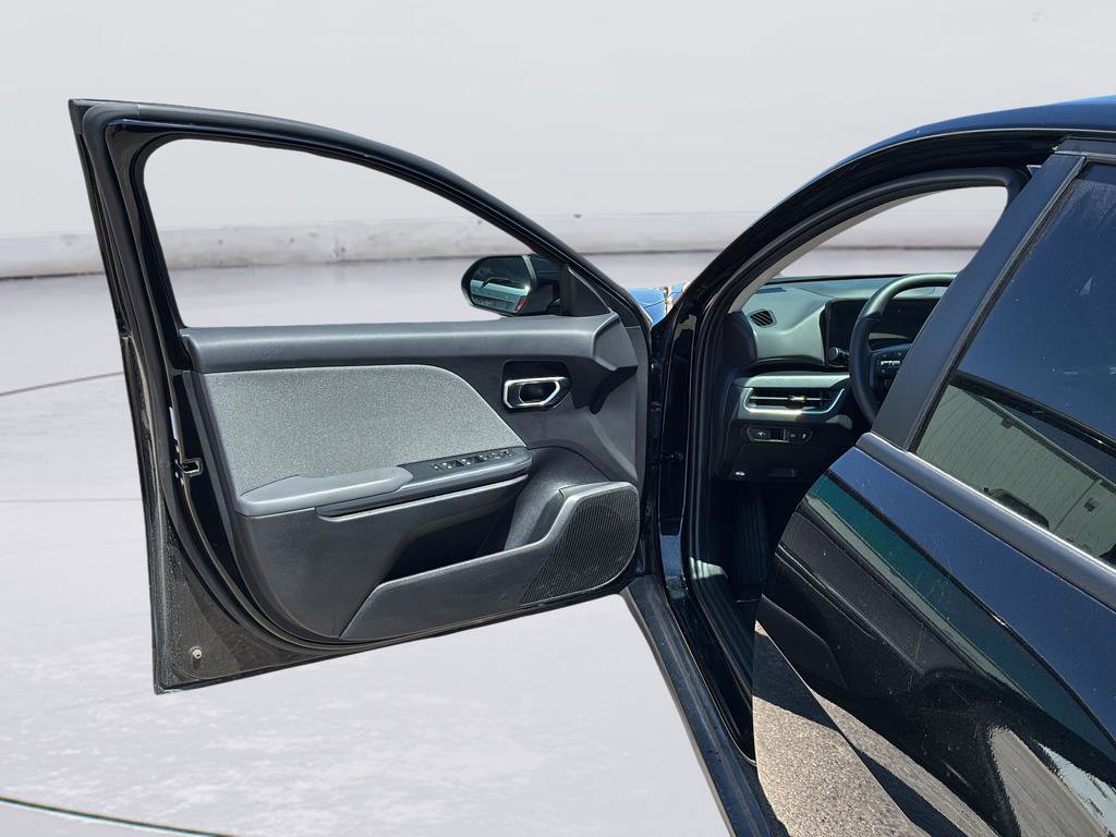 Certified 2025 Kia K4 EX FWD image 20