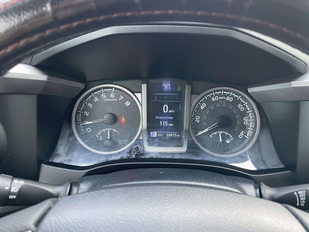 Used 2019 Toyota Tacoma SR5 image 34
