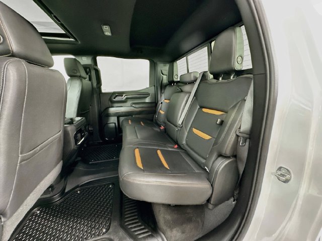 Used 2022 GMC Sierra 1500 AT4 w/ Sierra Safety Plus Package AWD/4WD image 27