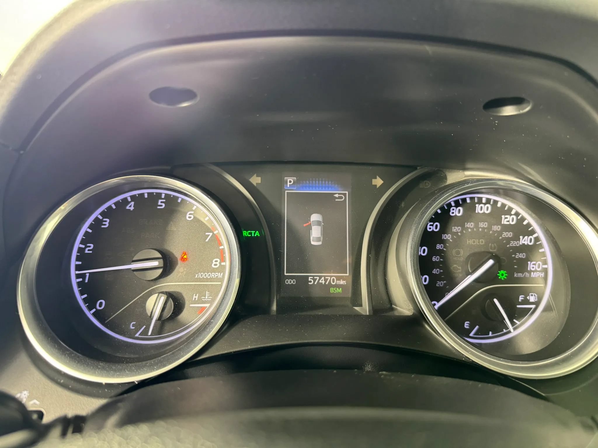 Used 2019 Toyota Camry SE w/ Convenience Package FWD image 14