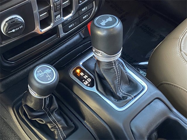 Used 2023 Jeep Wrangler Unlimited Sahara image 16