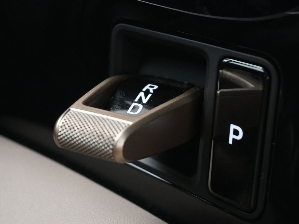 Used 2022 Porsche Taycan image 26