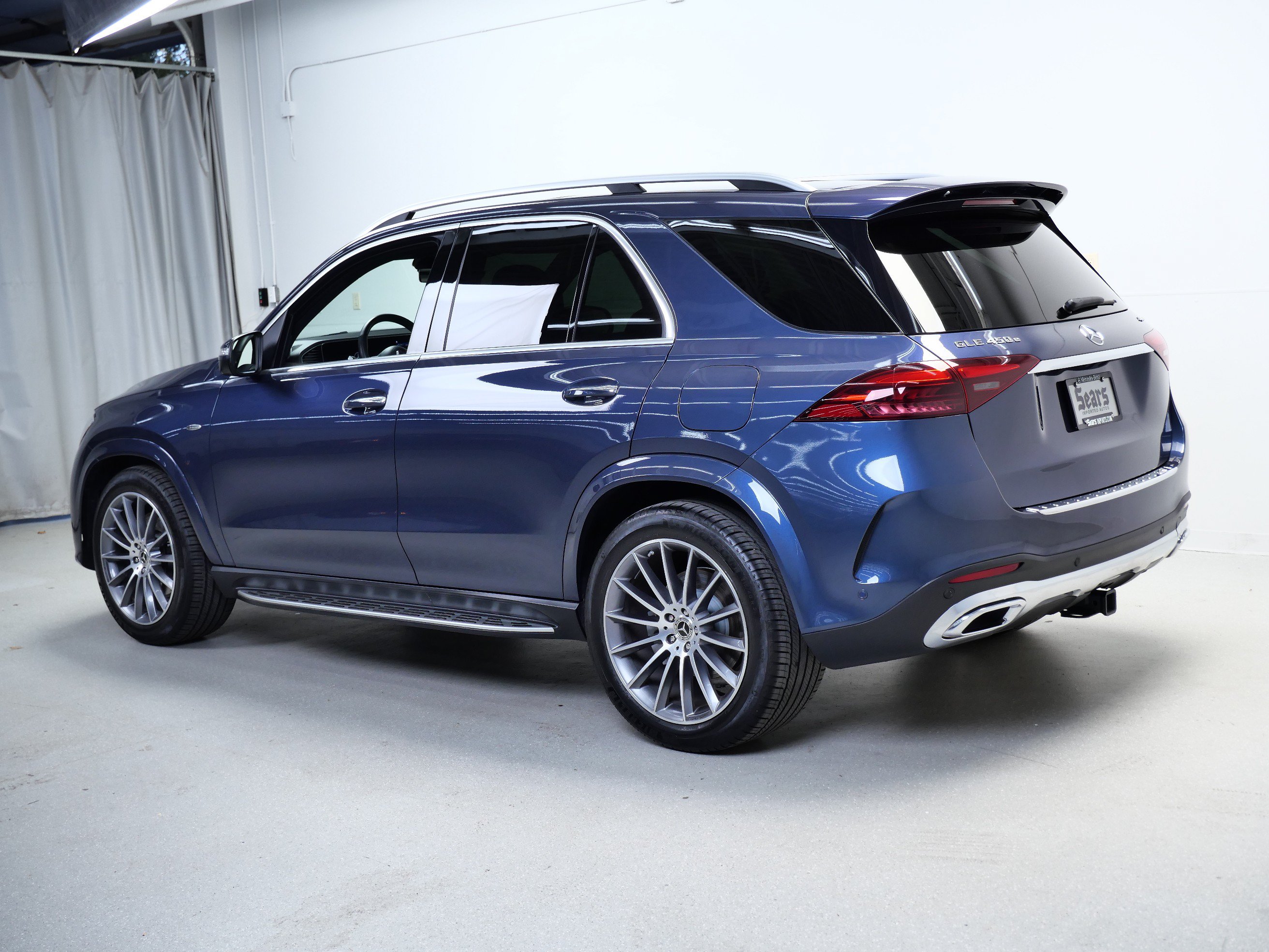 Certified 2025 Mercedes-Benz GLE 450e 4MATIC image 11