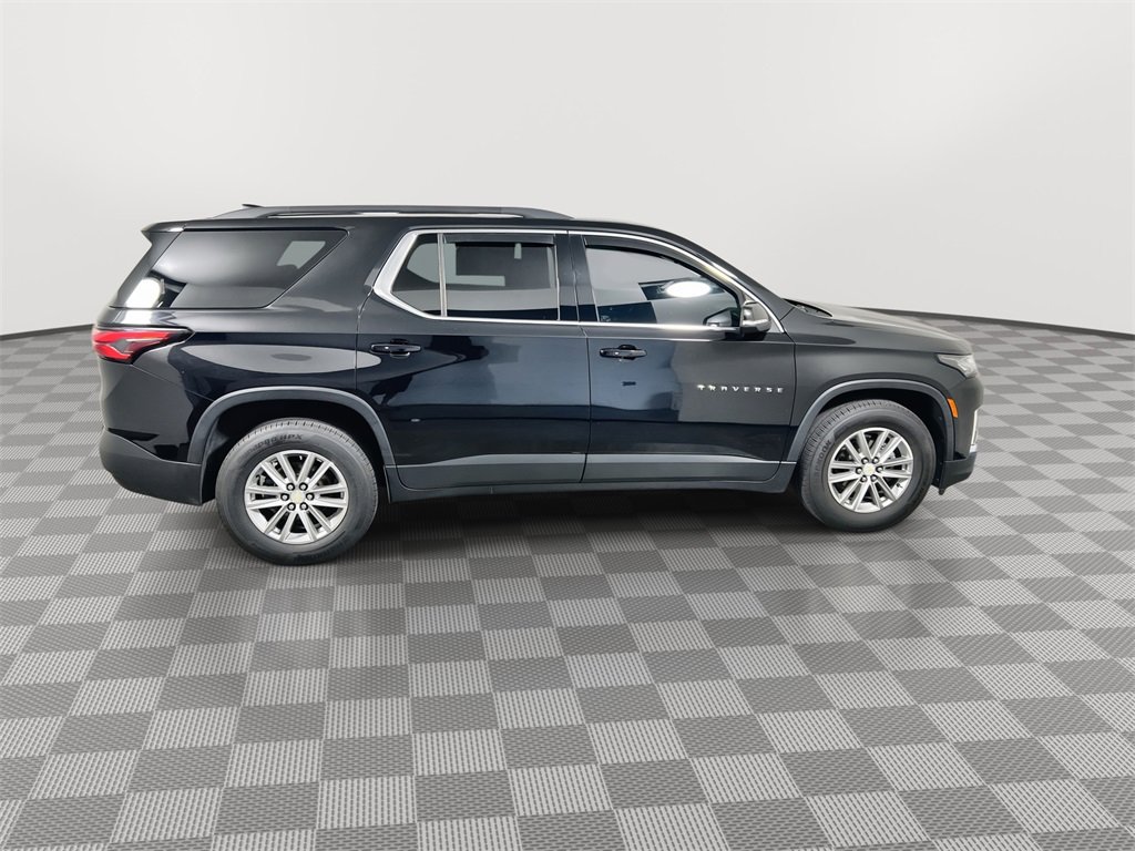Used 2022 Chevrolet Traverse LT image 9