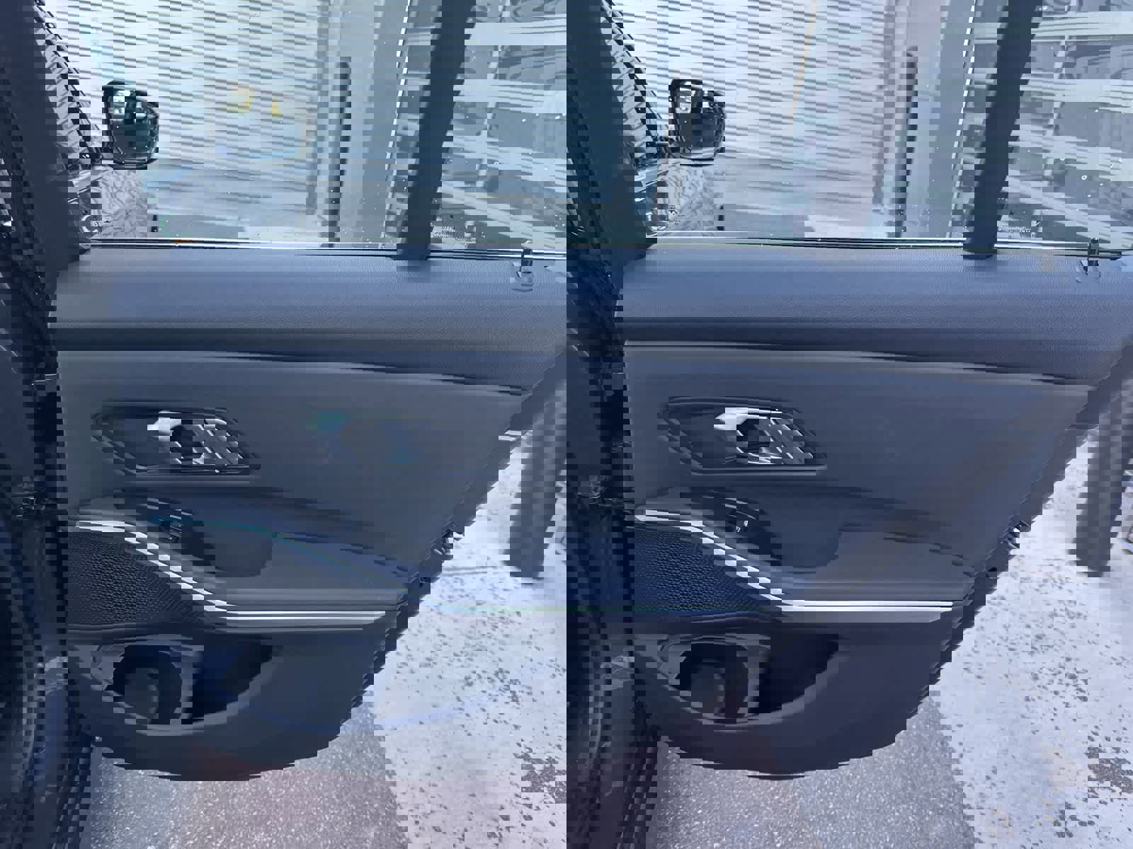 Used 2019 BMW 330i xDrive Sedan w/ Convenience Package image 17