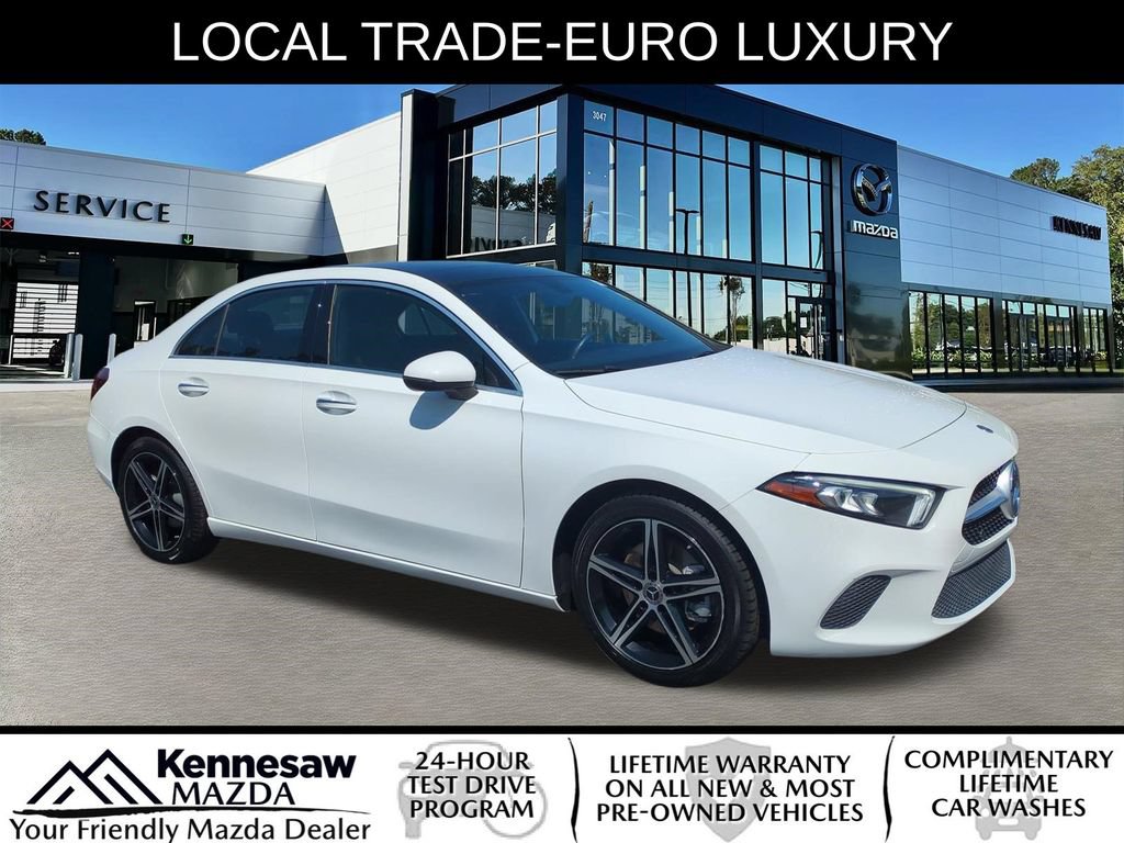 Used 2022 Mercedes-Benz A 220 image 1