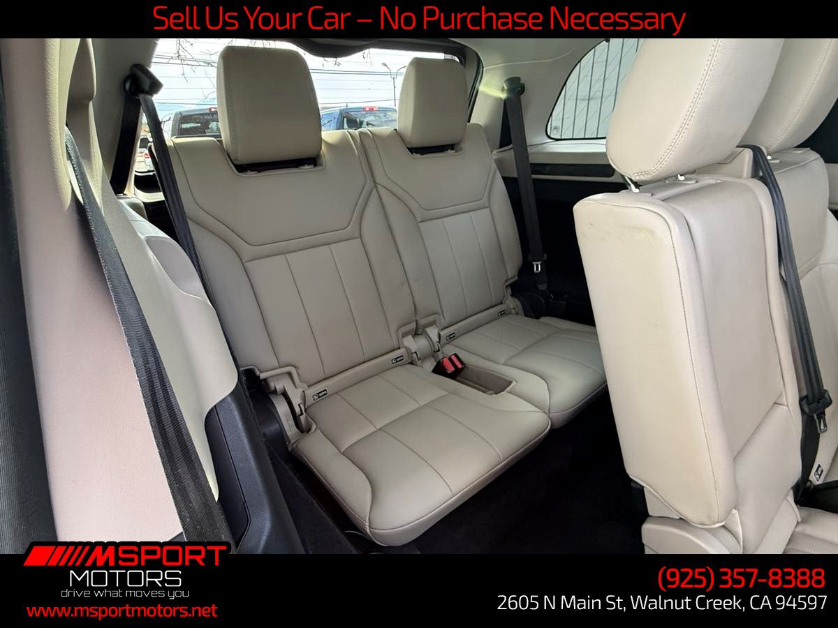 Used 2018 Land Rover Discovery HSE AWD/4WD image 18