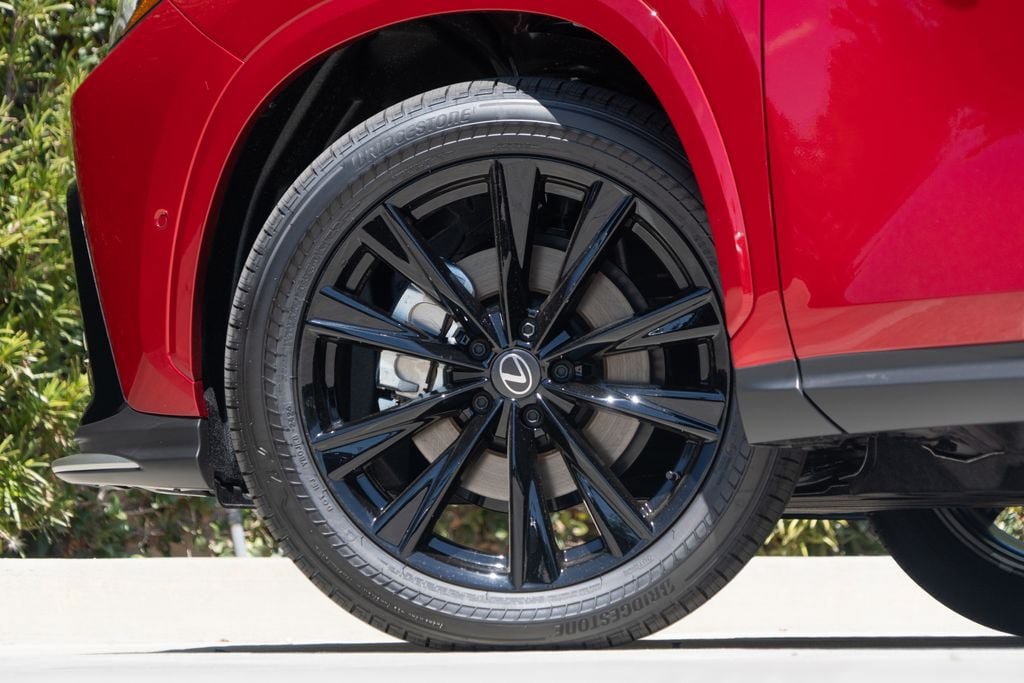 New 2026 Lexus NX 350h F Sport AWD/4WD image 8