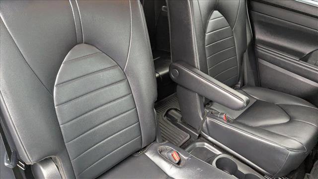 Used 2024 Toyota Highlander XLE AWD/4WD image 26