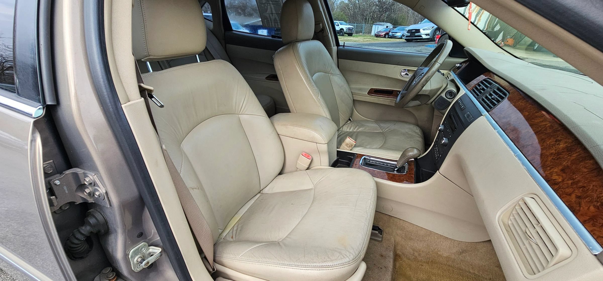 Used 2006 Buick LaCrosse CXL w/ Driver Confidence Package FWD image 12