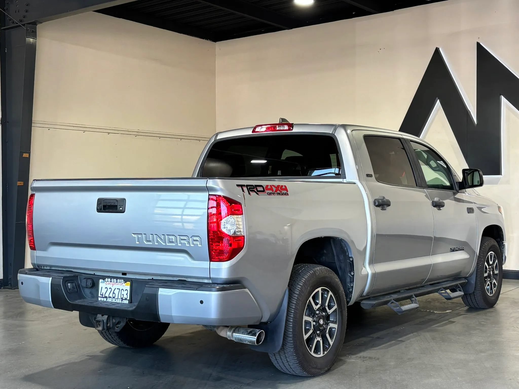 Used 2021 Toyota Tundra SR5 w/ TRD Off-Road Plus Package AWD/4WD image 5