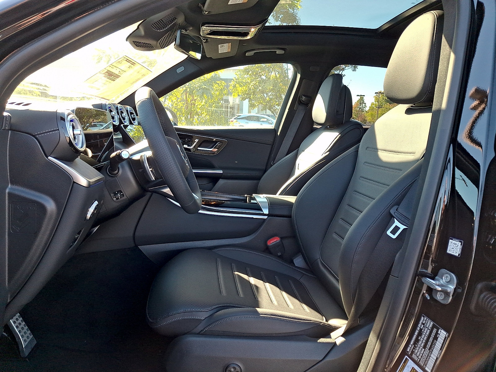 New 2026 Mercedes-Benz GLC 300 4MATIC image 9