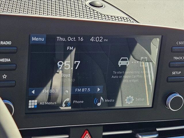 New 2025 Hyundai Elantra Sport image 12