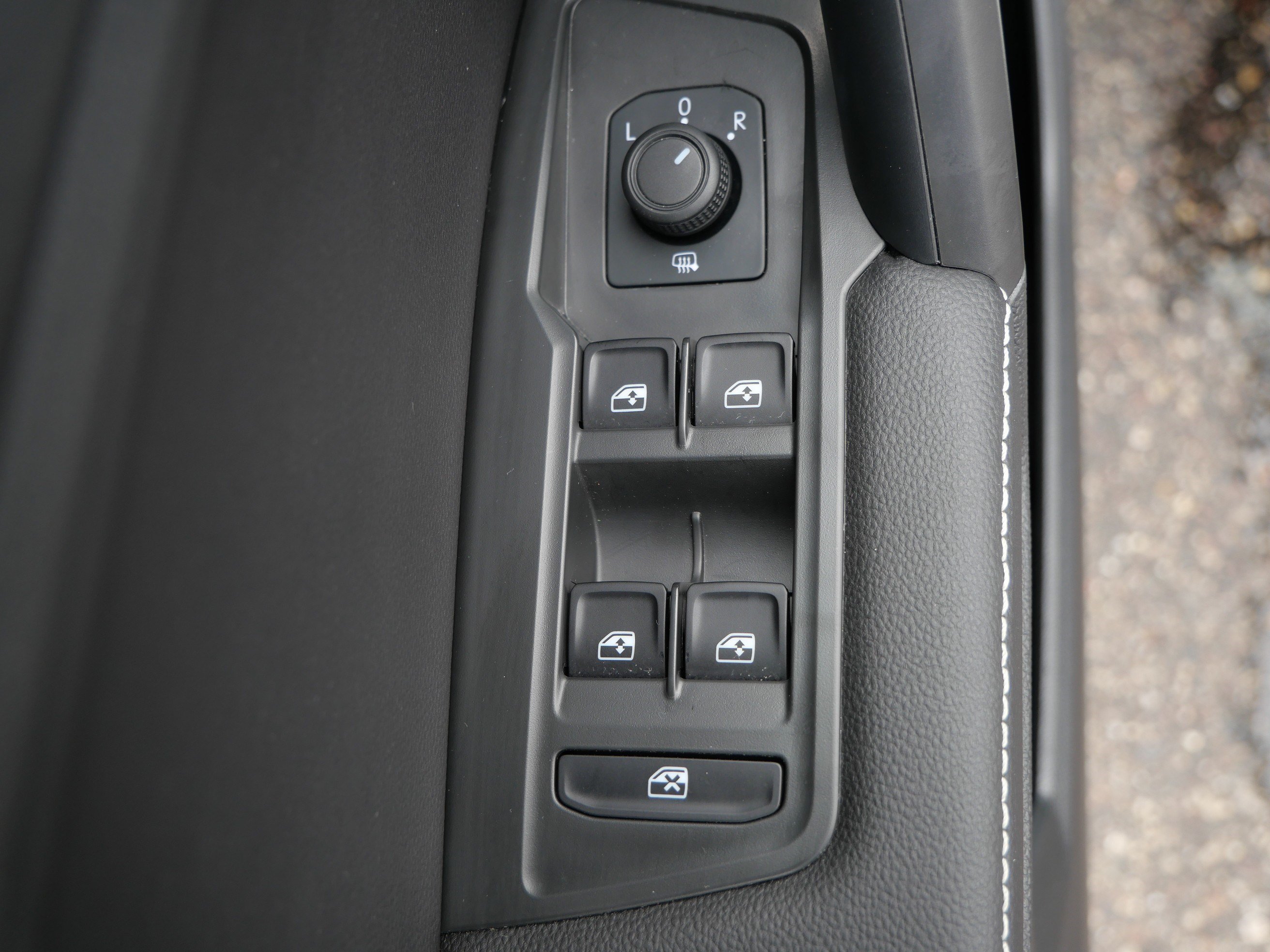 Used 2024 Volkswagen Tiguan S w/ MDO Package, Two-Row AWD/4WD image 20
