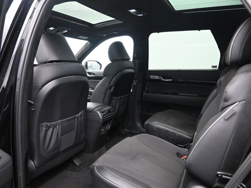 Used 2024 Hyundai Palisade Calligraphy image 21
