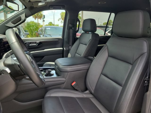 Certified 2025 Chevrolet Suburban Z71 AWD/4WD image 24
