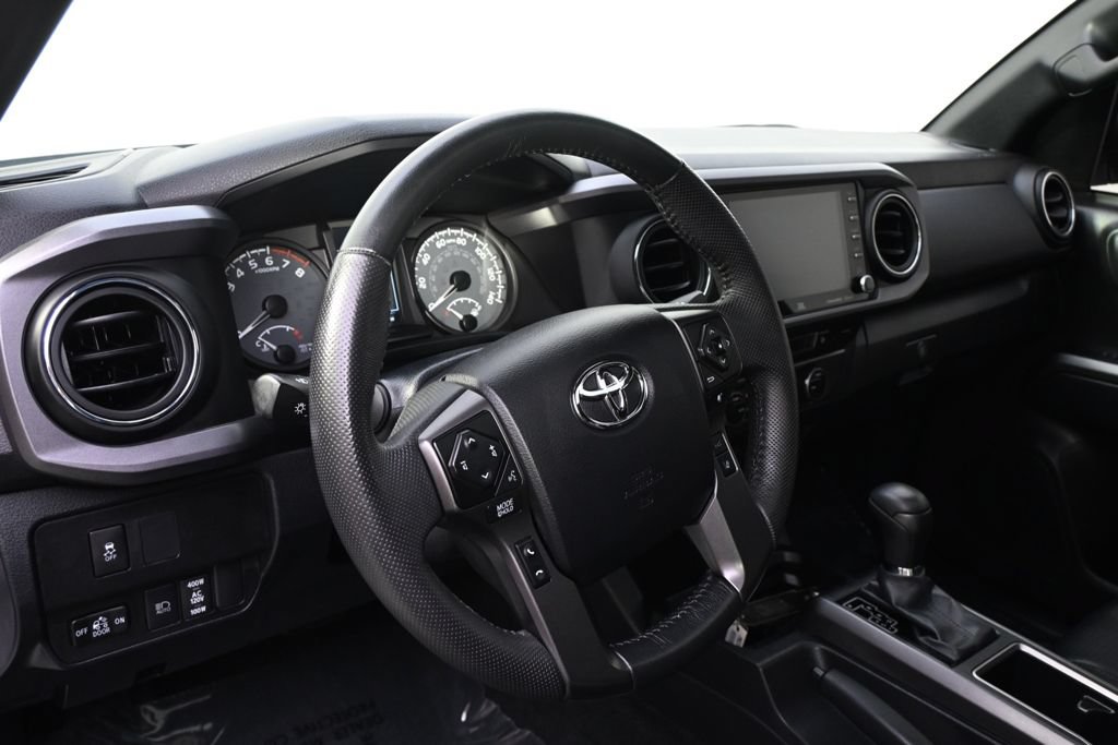 Used 2023 Toyota Tacoma TRD Off-Road w/ TRD Premium Off Road Package AWD/4WD image 11