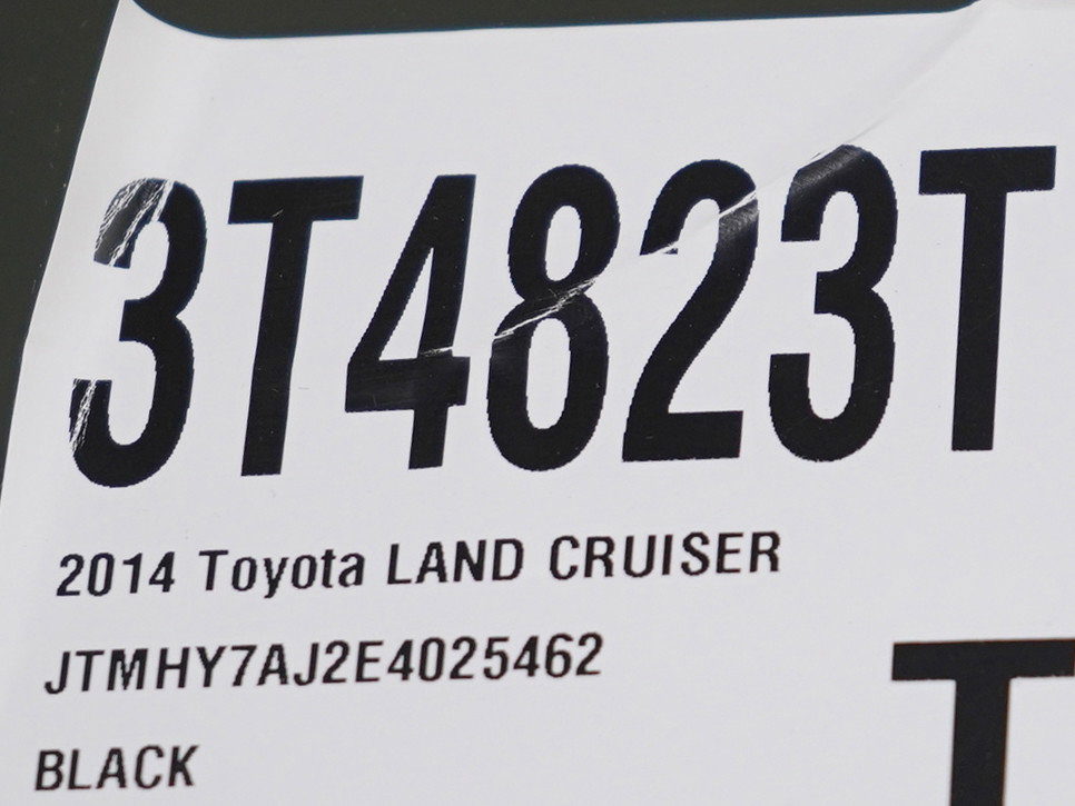 Used 2014 Toyota Land Cruiser AWD/4WD image 34