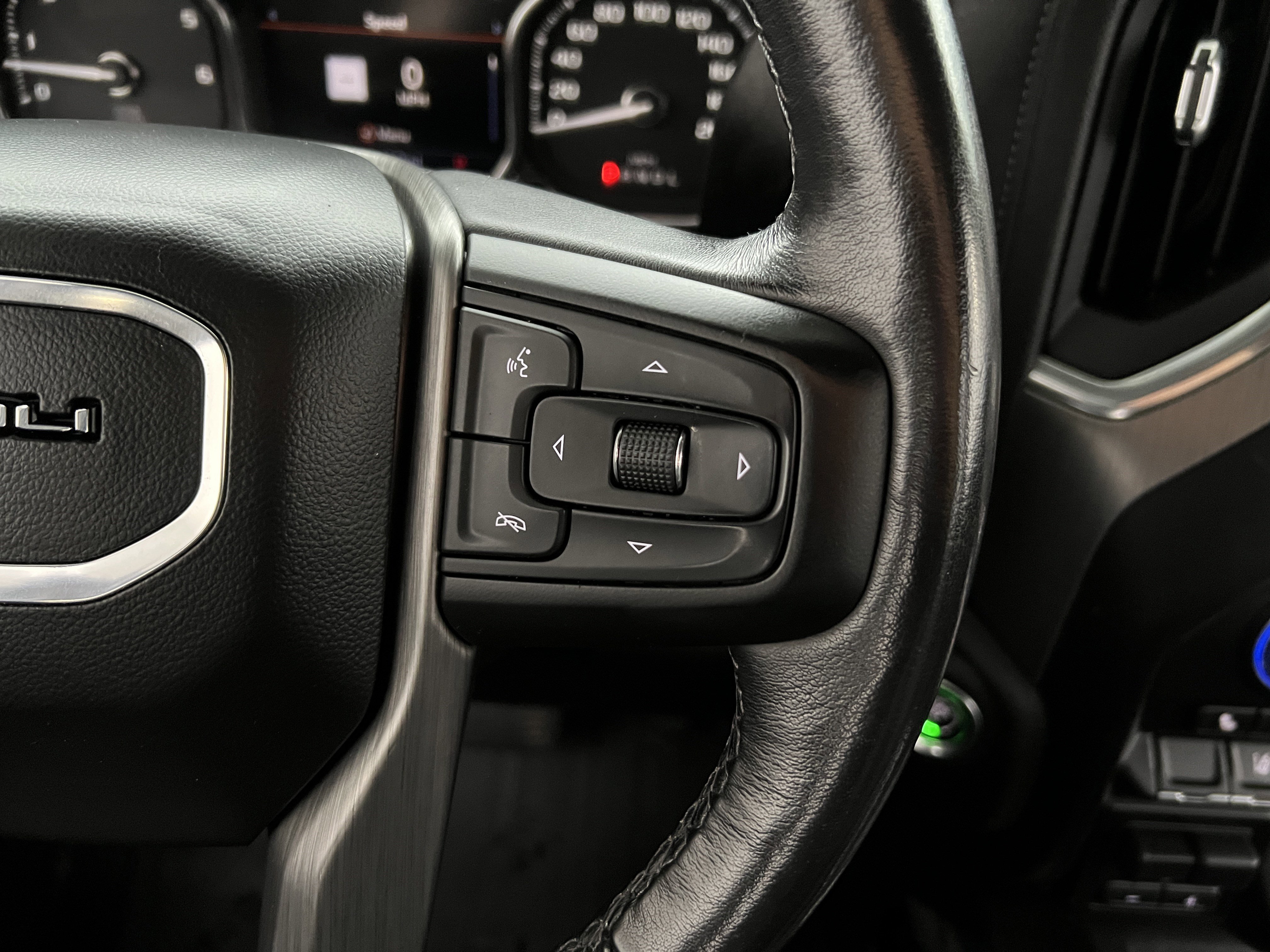 Used 2021 GMC Sierra 2500 Denali w/ Denali Ultimate Package image 28