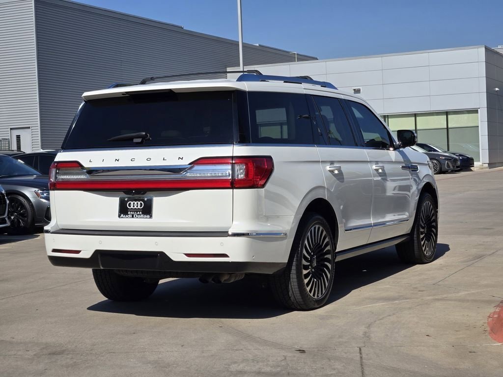 Used 2020 Lincoln Navigator Black Label w/ Cargo Convenience Package image 6