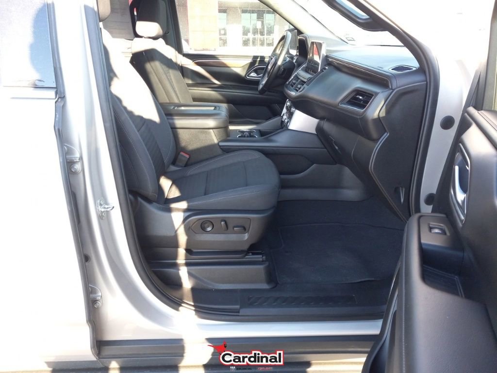 Used 2022 GMC Yukon XL SLE w/ Gmc Pro Safety Plus Package image 20