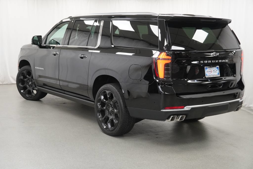 New 2026 Chevrolet Suburban High Country AWD/4WD image 5