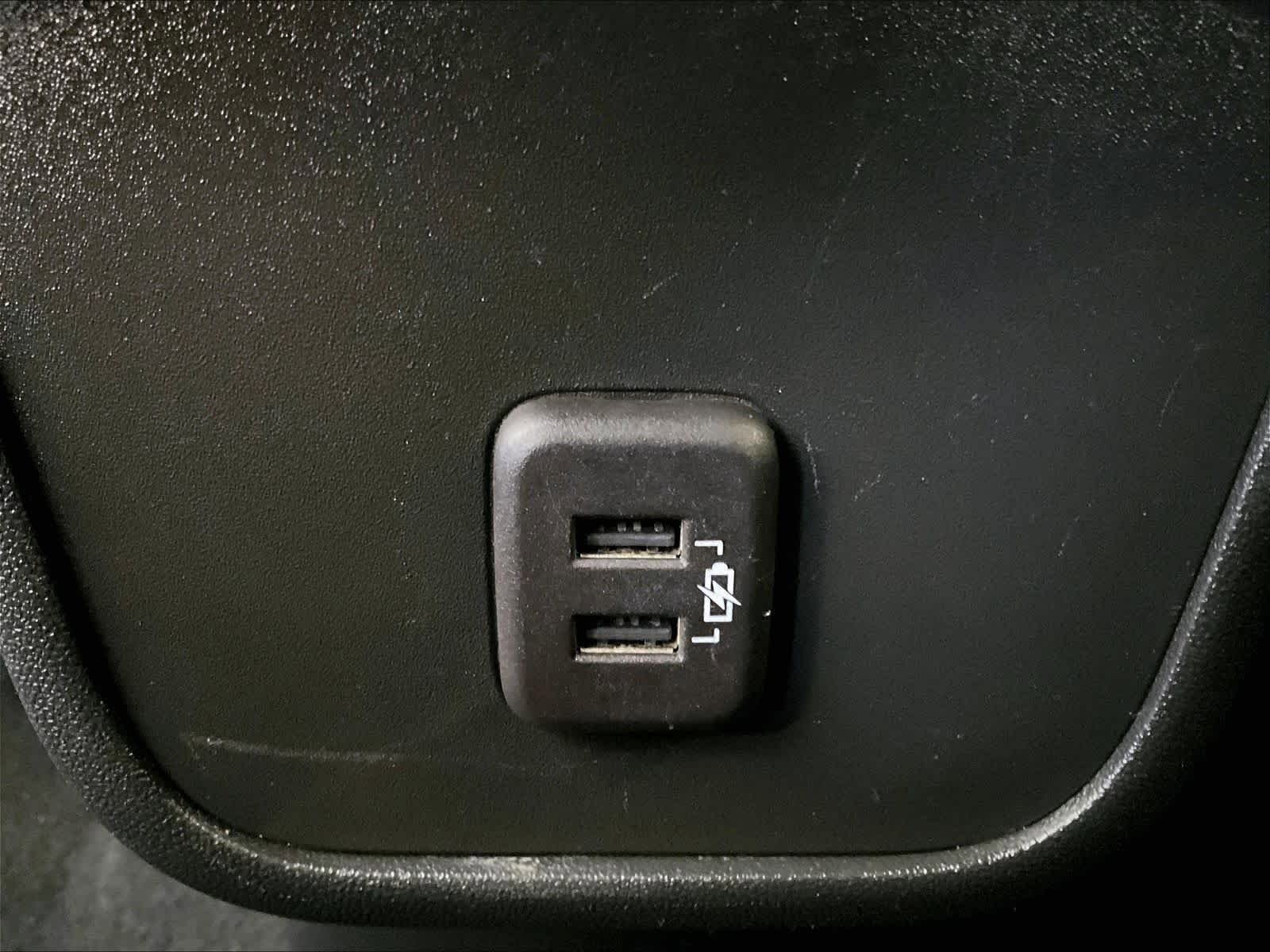 Used 2023 Chevrolet Equinox LT AWD/4WD image 28