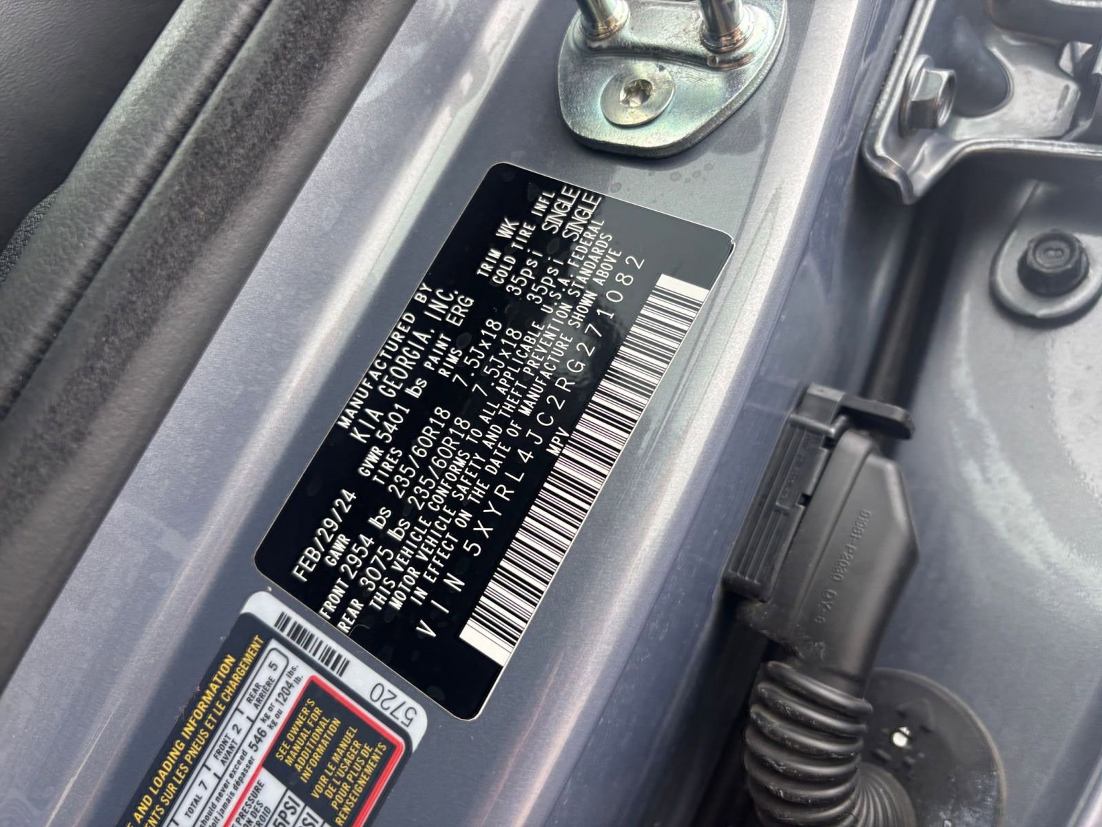 Used 2024 Kia Sorento S FWD image 32