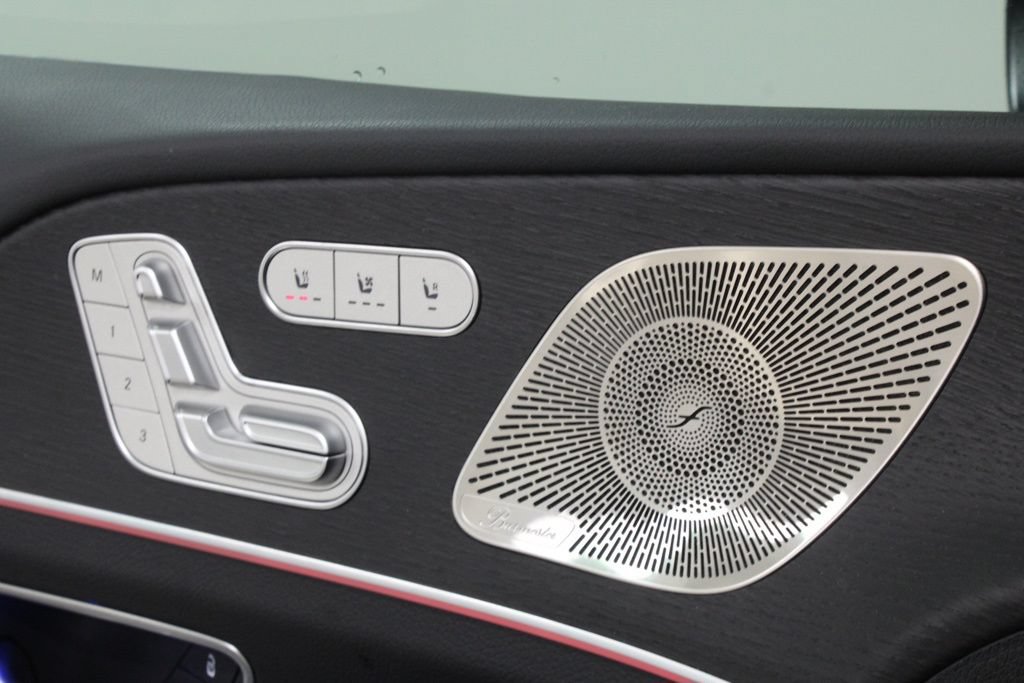 Certified 2025 Mercedes-Benz GLS 450 4MATIC image 18