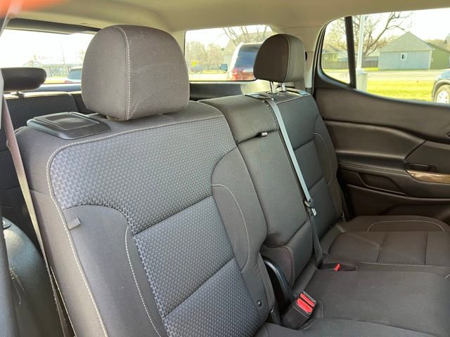 Used 2023 GMC Acadia SLE w/ Driver Convenience Package AWD/4WD image 17