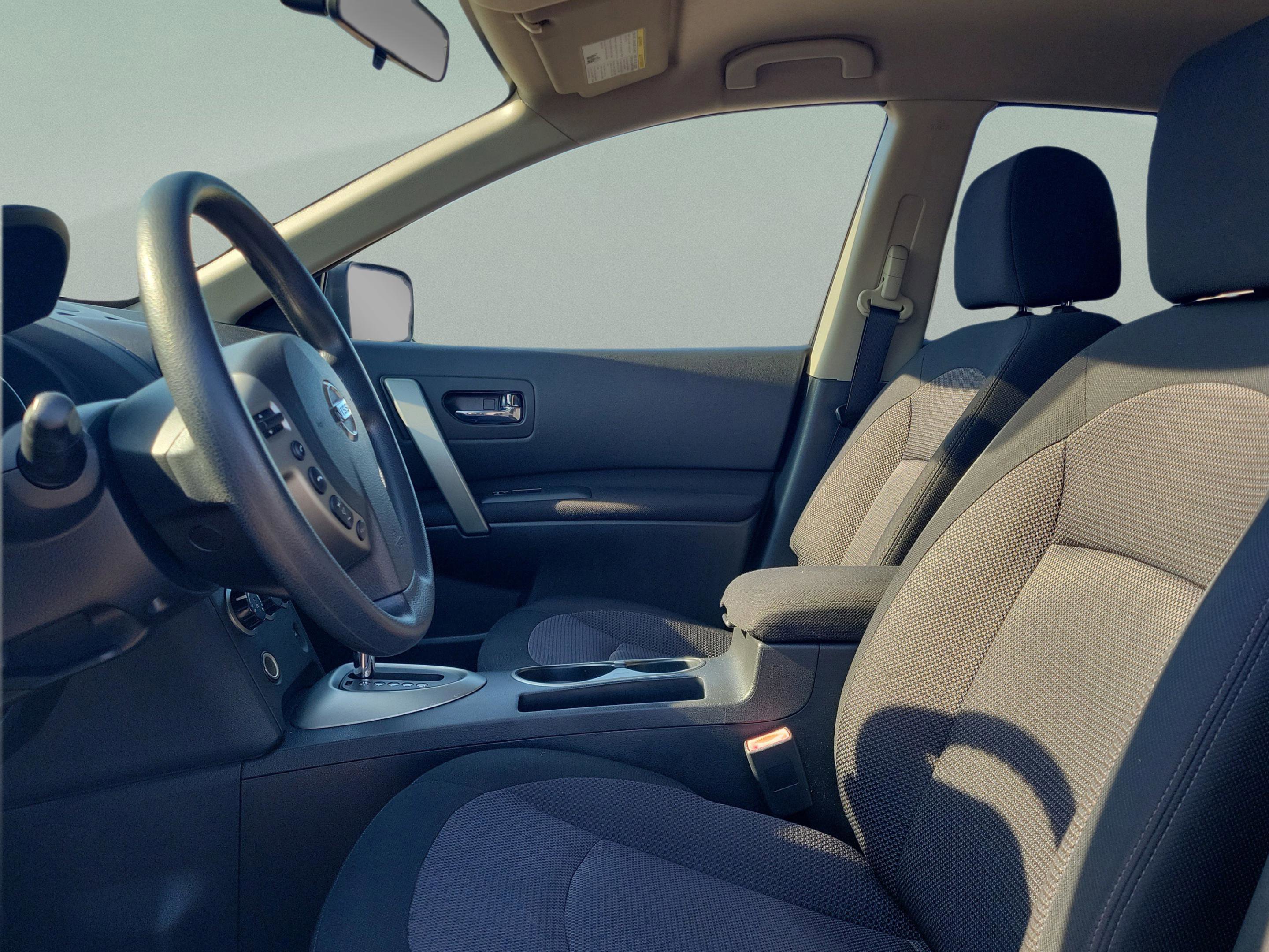 Used 2011 Nissan Rogue SV image 17