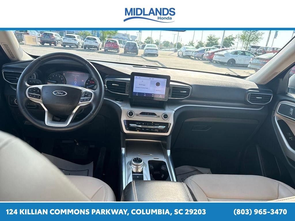 Used 2023 Ford Explorer XLT w/ Equipment Group 202A RWD image 35